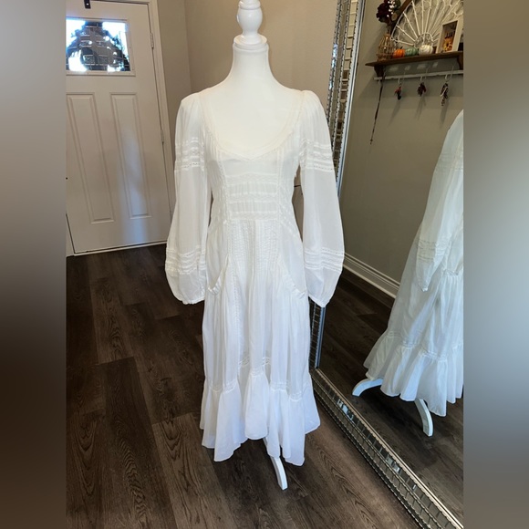 Isabel Marant Etoile Melia Dress in White - Picture 11 of 15